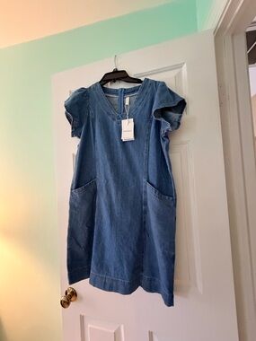 Blue Denim Short-Sleeve Shift Dress